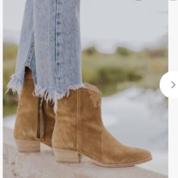 Free People Shoes - NEW! Free people new frontier western boot